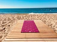 Outdoor yoga sessions are better performed with yoga mats. (Image via Unsplash/ Valentina Sotnikova)